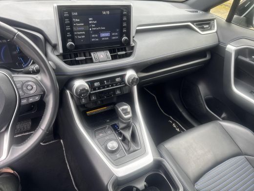 Toyota RAV4 2.5 Hybrid AWD Bi-Tone | 06-10141018 Voor meer informatie ActivLease financial lease