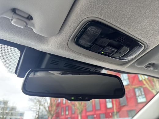 Toyota Yaris 1.5 Hybrid 115 Dynamic | 06-10141018 Voor meer informatie ActivLease financial lease