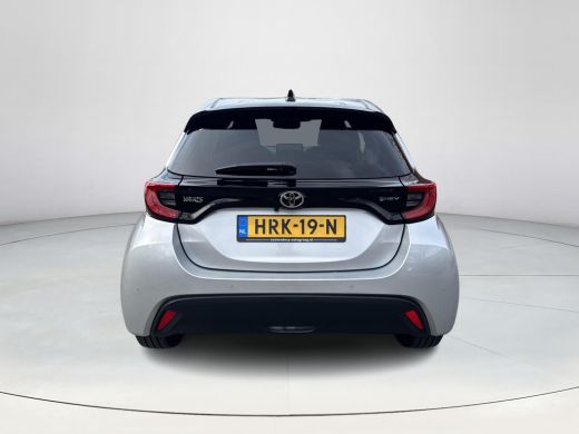 Toyota Yaris 1.5 Hybrid 115 Dynamic | 06-10141018 Voor meer informatie ActivLease financial lease