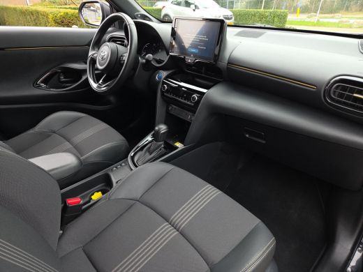 Toyota Yaris Cross 1.5 Hybrid Adventure | Head-Up | Stoel / Stuurverwarming | Apple CarPlay | Rijklaar incl. garantie | ActivLease financial lease