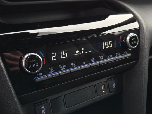 Toyota Yaris Cross 1.5 Hybrid Adventure | Head-Up | Stoel / Stuurverwarming | Apple CarPlay | Rijklaar incl. garantie | ActivLease financial lease