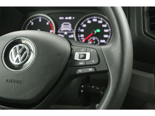 Volkswagen Crafter 2.0 TDI L3H3 140PK | Aut. | 3000KG Trekgew. | Airco | Adap. Cruise | Camera | Carplay | Parkeersens. ActivLease financial lease