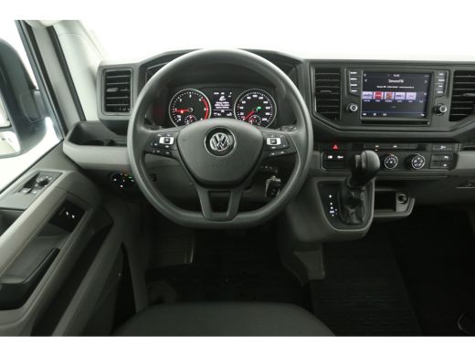 Volkswagen Crafter 2.0 TDI L3H3 140PK | Aut. | 3000KG Trekgew. | Airco | Adap. Cruise | Camera | Carplay | Parkeersens. ActivLease financial lease