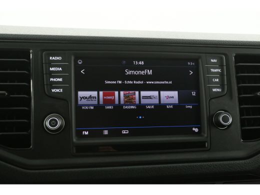 Volkswagen Crafter 2.0 TDI L3H3 140PK | Aut. | 3000KG Trekgew. | Airco | Adap. Cruise | Camera | Carplay | Parkeersens. ActivLease financial lease