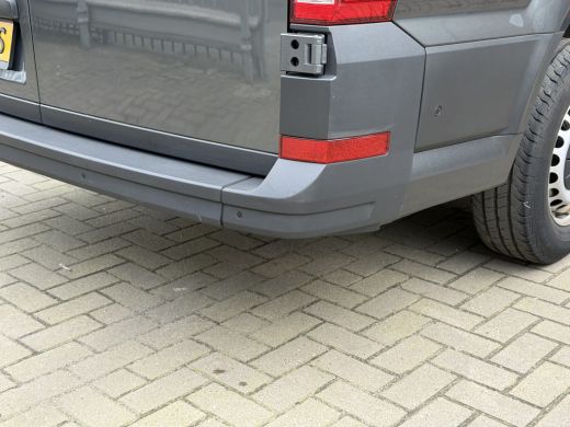 Volkswagen Crafter 35 2.0 TDI 141PK EUR 6 L3H3 Cruise Control/CarPlay/camera ActivLease financial lease