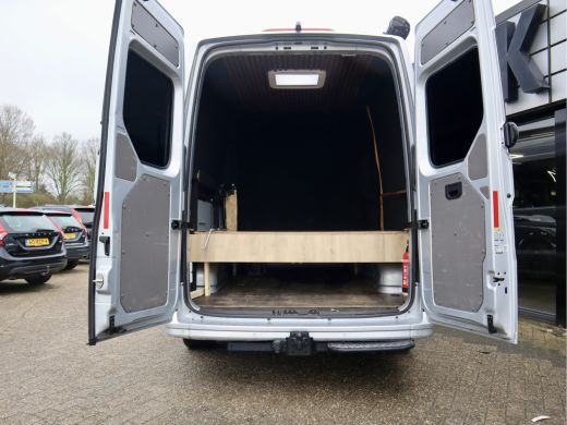 Volkswagen Crafter 35 2.0 TDI DUBBELE CABINE ActivLease financial lease