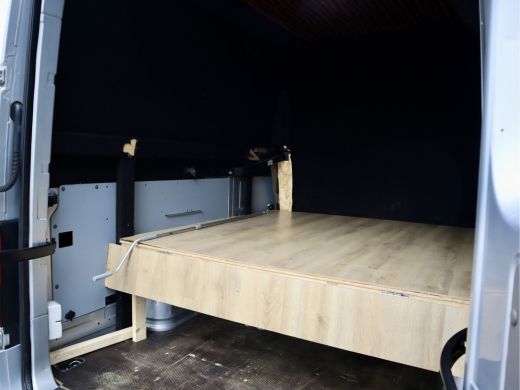 Volkswagen Crafter 35 2.0 TDI DUBBELE CABINE ActivLease financial lease