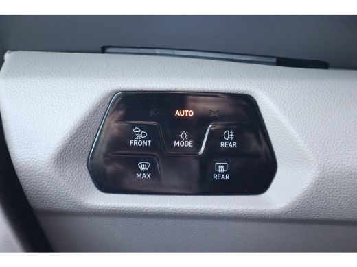 Volkswagen Multivan 1.4 eHybrid L2H1 Life Business | Cruise control | Keyless entry ActivLease financial lease