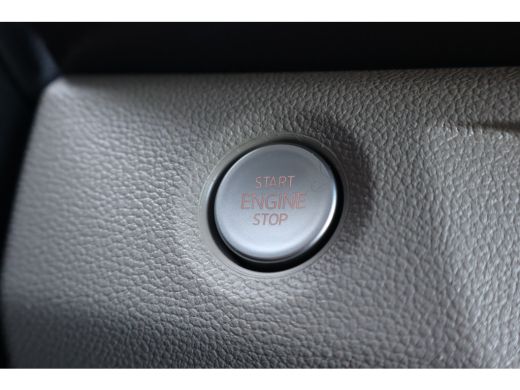Volkswagen Multivan 1.4 eHybrid L2H1 Life Business | Cruise control | Keyless entry ActivLease financial lease