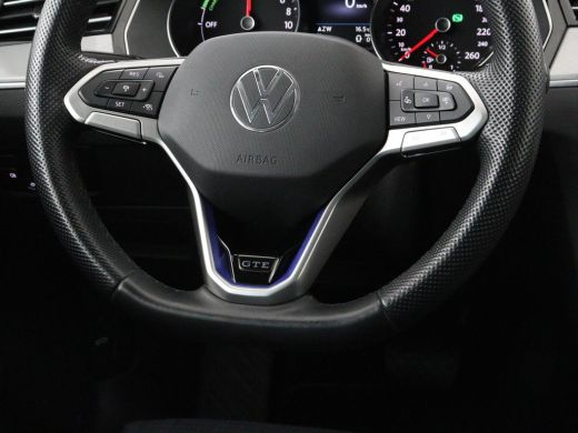 Volkswagen Passat 1.4 TSI PHEV GTE | Stoelverwarming | Trekhaak | Massage | 360 Camera | Stuurverwarming | Adaptive... ActivLease financial lease