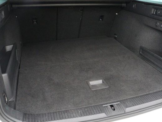 Volkswagen Passat 1.4 TSI PHEV GTE | Stoelverwarming | Trekhaak | Massage | 360 Camera | Stuurverwarming | Adaptive... ActivLease financial lease