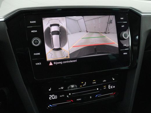 Volkswagen Passat 1.4 TSI PHEV GTE | Stoelverwarming | Trekhaak | Massage | 360 Camera | Stuurverwarming | Adaptive... ActivLease financial lease