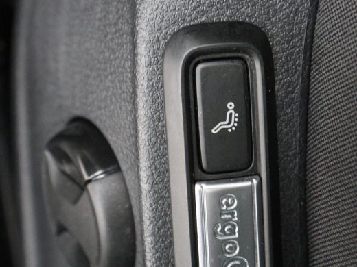 Volkswagen Passat 1.4 TSI PHEV GTE | Stoelverwarming | Trekhaak | Massage | 360 Camera | Stuurverwarming | Adaptive... ActivLease financial lease