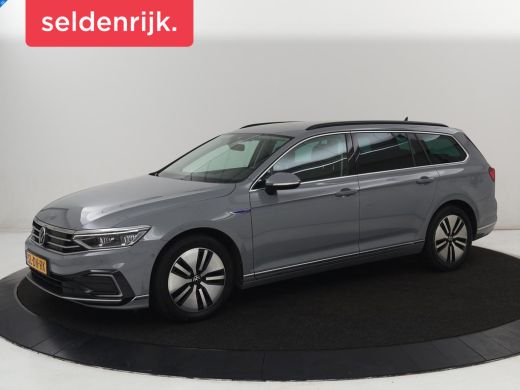 Volkswagen Passat 1.4 TSI PHEV GTE | Stoelverwarming | Trekhaak | Massage | Camera | Carplay | Keyless | Matrix LED...