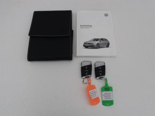 Volkswagen Passat 1.4 TSI PHEV GTE | Stoelverwarming | Trekhaak | Massage | Camera | Carplay | Keyless | Matrix LED... ActivLease financial lease