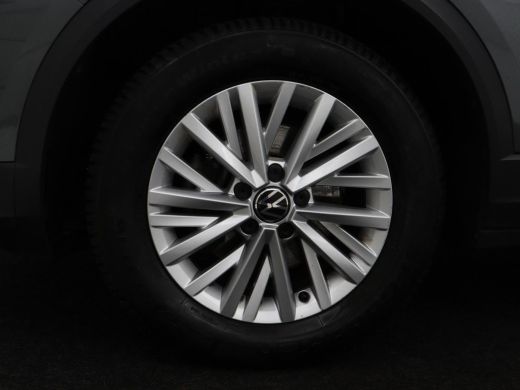 Volkswagen T-Roc 1.0 TSI Style Business | Adaptive cruise | Carplay | Navigatie | DAB | Climate control | Bluetoot... ActivLease financial lease