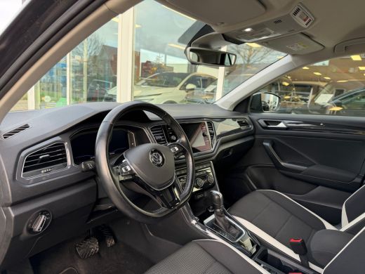 Volkswagen T-Roc 1.5 TSI Sport App connect | Stuurverwarming ActivLease financial lease