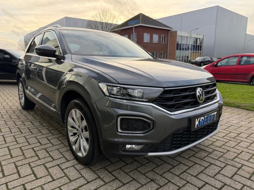 Volkswagen T-Roc 1.5 TSI Sport App connect | Stuurverwarming ActivLease financial lease