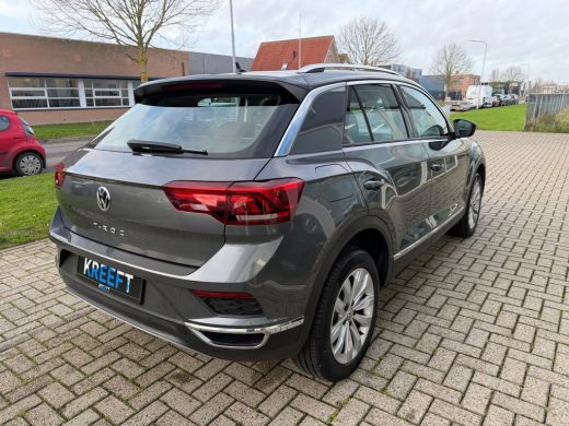 Volkswagen T-Roc 1.5 TSI Sport App connect | Stuurverwarming ActivLease financial lease