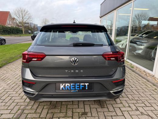 Volkswagen T-Roc 1.5 TSI Sport App connect | Stuurverwarming ActivLease financial lease