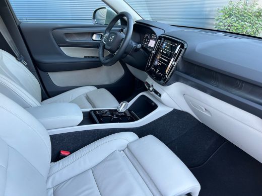 Volvo  XC40 1.5 T4 Plug-in hybrid Plus Bright | Sage Green | Blond leder! | Harman/Kardon | Memory | Stoel & ... ActivLease financial lease