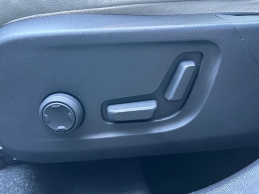 Volvo  XC40 1.5 T4 Plug-in hybrid Plus Bright | Sage Green | Blond leder! | Harman/Kardon | Memory | Stoel & ... ActivLease financial lease