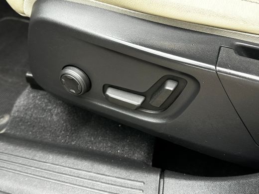 Volvo  XC40 1.5 T5 Recharge R-Design | Harman/Kardon | Camera | Memory | Stoel & stuurverwarming | Blond leder | ActivLease financial lease