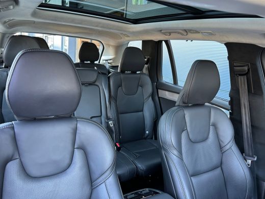 Volvo  XC90 2.0 T8 Plug-in hybrid AWD Ultra Dark | All-seasons | Luchtvering | Massage | Trekhaak | Bowers&Wi... ActivLease financial lease