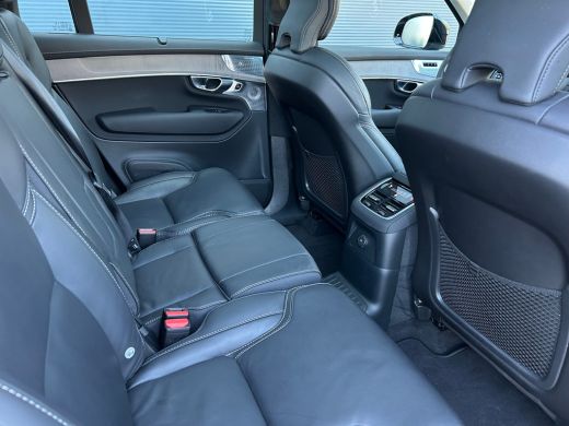 Volvo  XC90 2.0 T8 Plug-in hybrid AWD Ultra Dark | All-seasons | Luchtvering | Massage | Trekhaak | Bowers&Wi... ActivLease financial lease