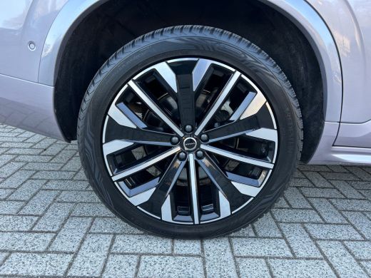 Volvo  XC90 2.0 T8 Plug-in hybrid AWD Ultra Dark | All-seasons | Luchtvering | Massage | Trekhaak | Bowers&Wi... ActivLease financial lease