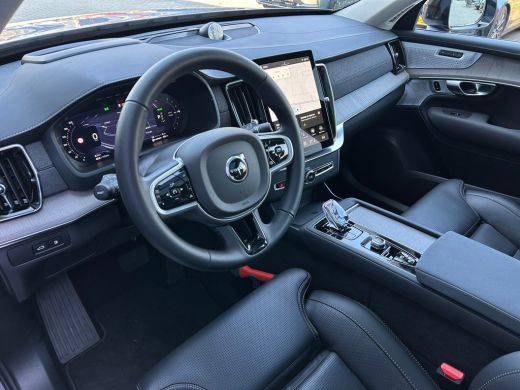 Volvo  XC90 2.0 T8 Plug-in hybrid AWD Ultra Dark | All-seasons | Luchtvering | Massage | Trekhaak | Bowers&Wi... ActivLease financial lease