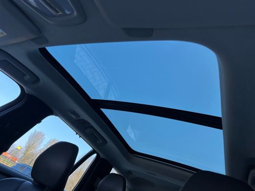 Volvo  XC90 2.0 T8 Plug-in hybrid AWD Ultra Dark | All-seasons | Luchtvering | Massage | Trekhaak | Bowers&Wi... ActivLease financial lease