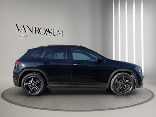 Mercedes-Benz GLA 250 AMG Line | Pano | Geheugen stoelen | sfeer | Apple | Led | 19" | Burmester |
