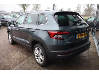 Skoda Karoq 1.0 TSI Business Edition Plus 110PK | Achteruitrijcamera | Cruise control | Keyless entry
