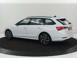 Skoda Octavia 1.4 TSI iV PHEV Business Edition | Adaptive cruise | Stuurverwarming | Carplay | Navigatie | Park...