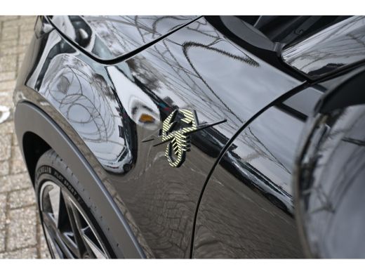 Abarth 600e Turismo 54 kWh 240pk 8 Jaar Garantie! | Sportstoelen | Adaptive Cruise | 20"LMV | ActivLease financial lease