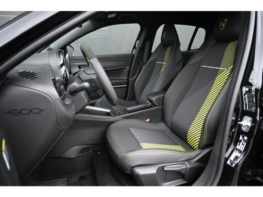 Abarth 600e Turismo 54 kWh 240pk 8 Jaar Garantie! | Sportstoelen | Adaptive Cruise | 20"LMV | ActivLease financial lease