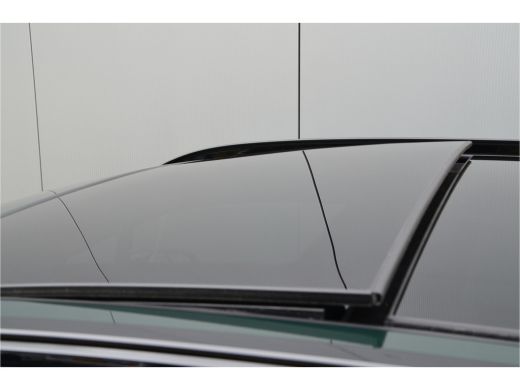 BMW 2 Serie 225e xDrive M Sport Automaat / Panoramadak / Trekhaak / Achteruitrijcamera / Sportstoelen / M Ada... ActivLease financial lease