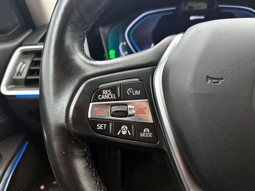 BMW 3 Serie Touring 330e High Executive Black Line | Sport Line | TREKHAAK | CARPLAY ActivLease financial lease