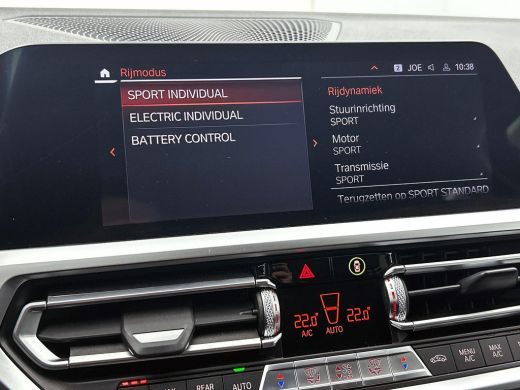 BMW 3 Serie Touring 330e High Executive Black Line | Sport Line | TREKHAAK | CARPLAY ActivLease financial lease