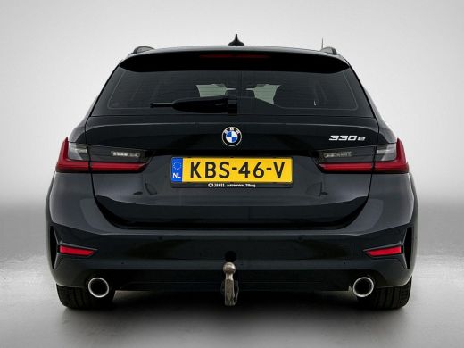 BMW 3 Serie Touring 330e High Executive Black Line | Sport Line | TREKHAAK | CARPLAY ActivLease financial lease