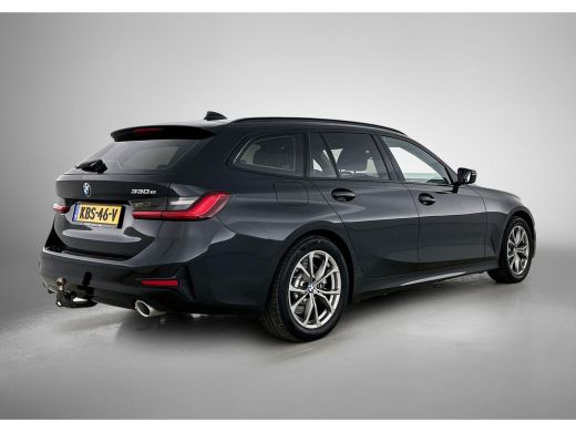 BMW 3 Serie Touring 330e High Executive Black Line | Sport Line | TREKHAAK | CARPLAY ActivLease financial lease