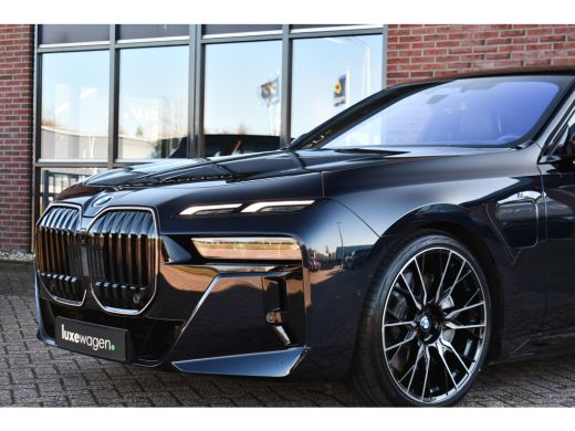 BMW 7 Serie 750e xDrive M-Sport Exe-Lounge Theatre Connoisseur Climate-Acoustic ActivLease financial lease