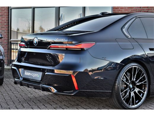 BMW 7 Serie 750e xDrive M-Sport Exe-Lounge Theatre Connoisseur Climate-Acoustic ActivLease financial lease