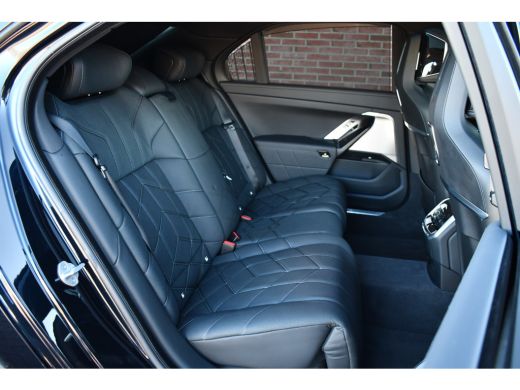 BMW 7 Serie 750e xDrive M-Sport Exe-Lounge Theatre Connoisseur Climate-Acoustic ActivLease financial lease