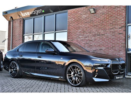 BMW 7 Serie 750e xDrive M-Sport Exe-Lounge Theatre Connoisseur Climate-Acoustic ActivLease financial lease