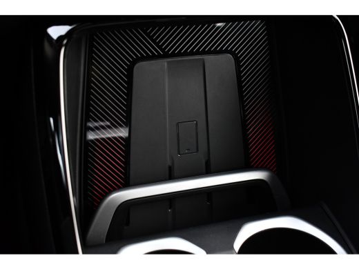 BMW X1 sDrive18i M-Sport Camera ACC-voorber Shadowline Adp-onderstel ActivLease financial lease