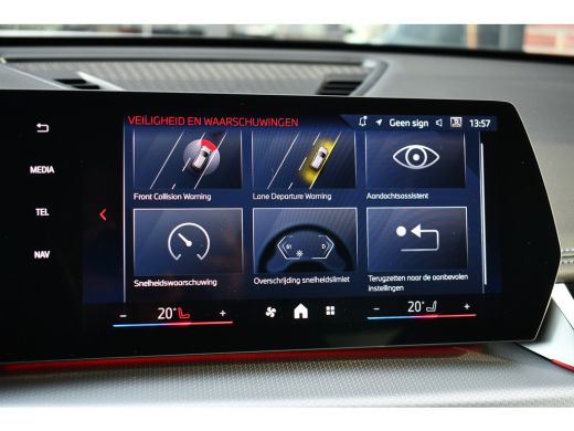 BMW X1 sDrive18i M-Sport Camera ACC-voorber Shadowline Adp-onderstel ActivLease financial lease