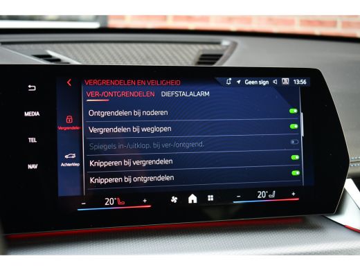 BMW X1 sDrive18i M-Sport Camera ACC-voorber Shadowline Adp-onderstel ActivLease financial lease