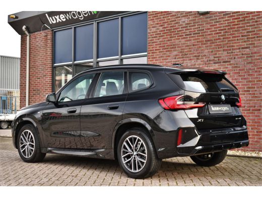 BMW X1 sDrive18i M-Sport Camera ACC-voorber Shadowline Adp-onderstel ActivLease financial lease
